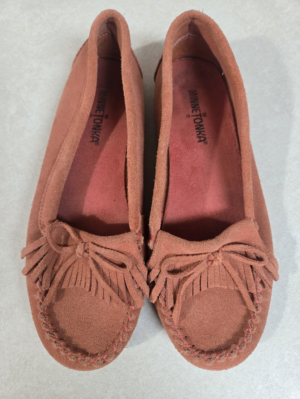 Minnetonka Fringe Orange Moccasins Size 7